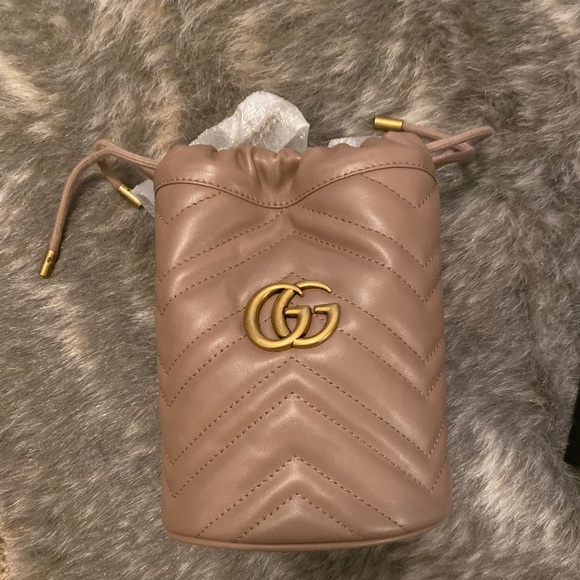 Gucci Handbags - Gucci GG Marmont Mini Bucket Bag